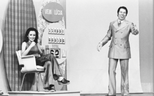 Tudo sobre vida e morte de Silvio Santos