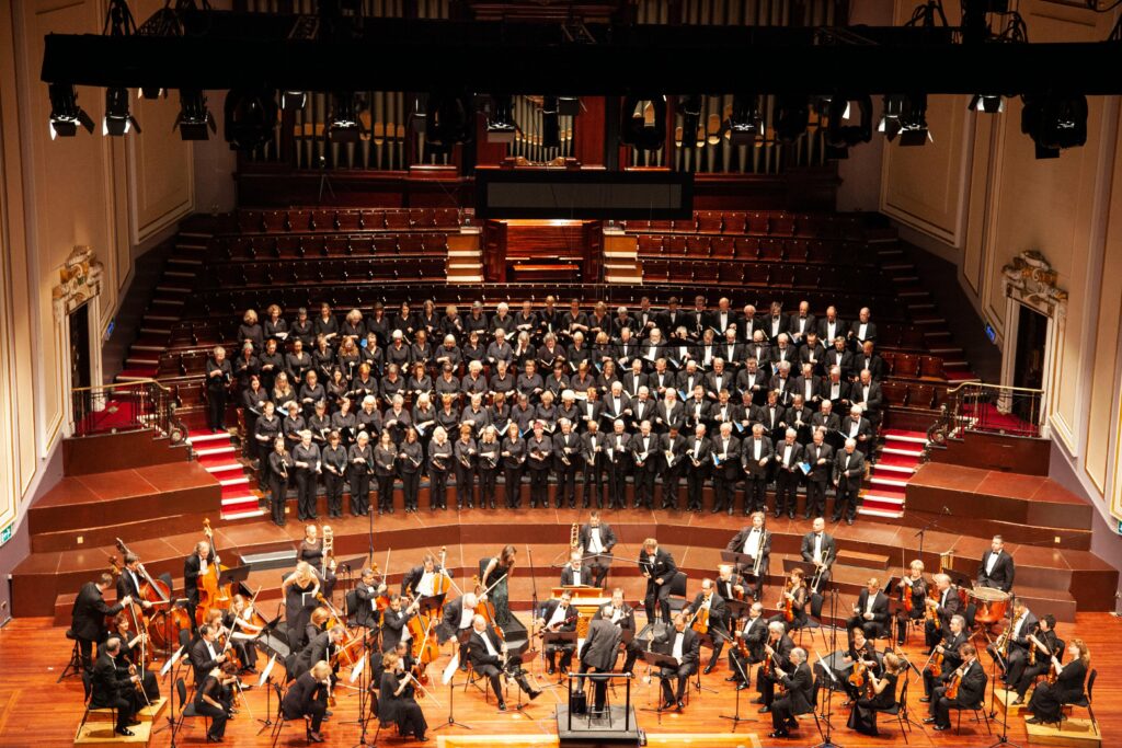 Qual a Diferença Entre um Concerto Musical e uma Sinfonia?