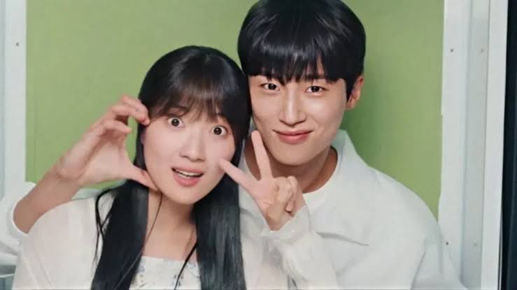 Se você é fã de doramas, já deve ter ouvido falar de Adorável Corredora (Lovely Runner), produção sul-coreana que virou febre no Viki... entenda tudo sobre esse dorama maravilhoso!